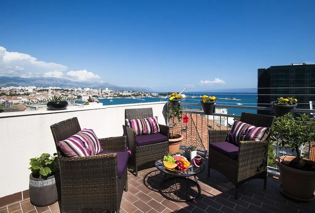 Marasovica Apartments Split