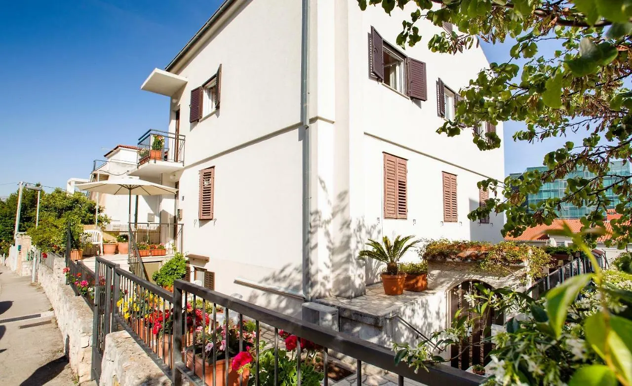 Marasovica Apartments Split 0*,  Horvátország
