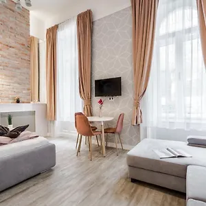 Elisabeth 50 , Budapest Hungary