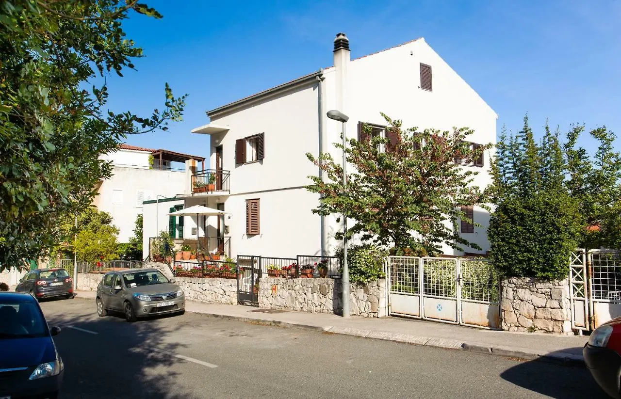 Marasovica Apartment Split